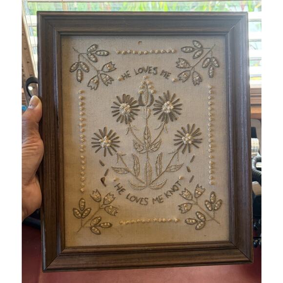 VTG Candlewick Embroidery “He Loves Me He Loves Me Not” Sampler Framed Art - Picture 1 of 8